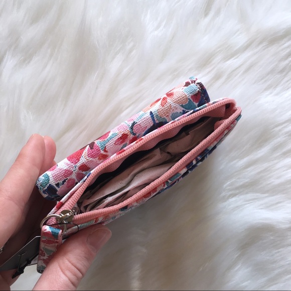 TAHARI | Trifold Multicolored Floral Zip Wallet - Picture 5 of 6